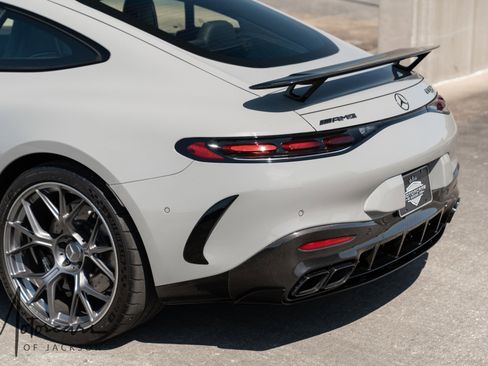 Used 2026 Mercedes-Benz AMG GT 63 image 31