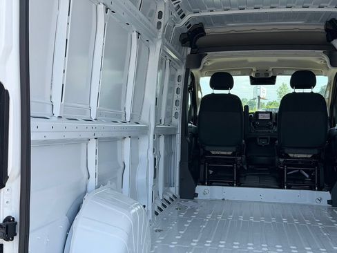 New 2026 RAM ProMaster 3500 w/ Convenience Group FWD image 27