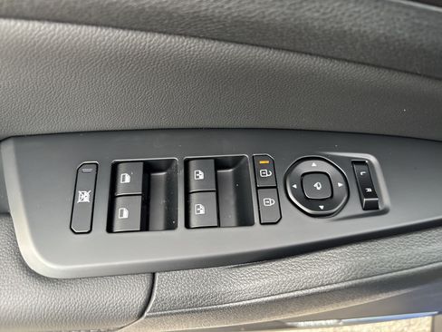 Used 2026 Kia Sportage SX FWD image 15