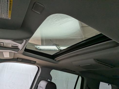 Used 2019 GMC Yukon Denali w/ Denali Ultimate Package image 15