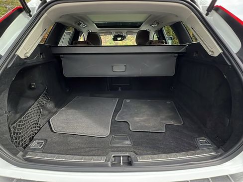 Used 2020 Volvo XC60 T6 Inscription w/ Protection Package Premier image 39