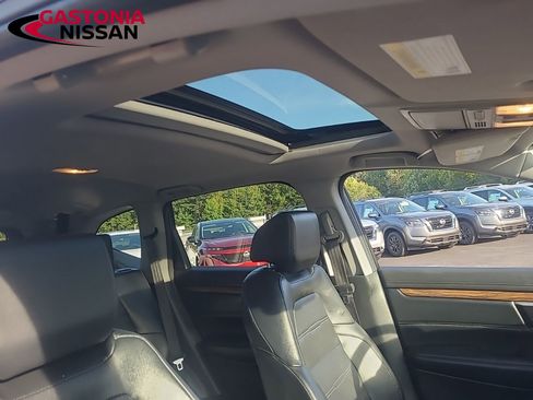 Used 2022 Honda CR-V Touring image 18