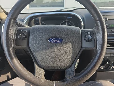 Used 2008 Ford Explorer XLT AWD/4WD image 12