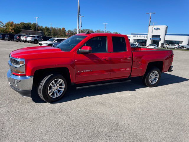 Used 2018 Chevrolet Silverado 1500 LT w/ All Star Edition AWD/4WD image 5