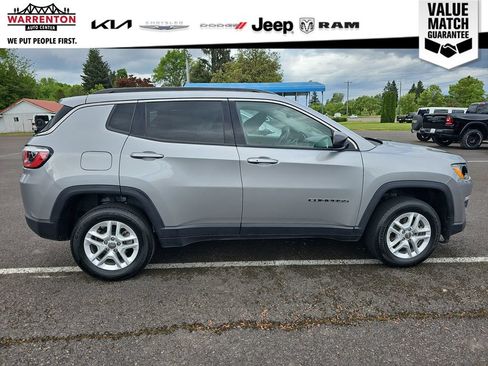 Used 2020 Jeep Compass Sport w/ Cold Weather Group AWD/4WD image 9