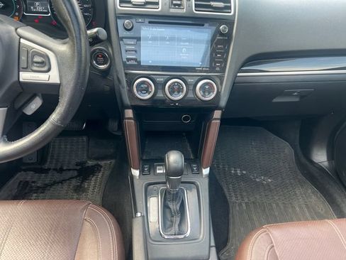 Used 2017 Subaru Forester 2.5i Touring w/ Popular Package #2 AWD/4WD image 16
