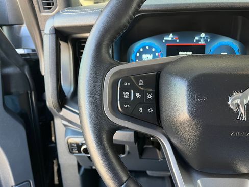 Used 2025 Ford Bronco Badlands AWD/4WD image 17