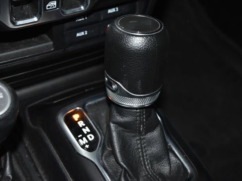 Used 2023 Jeep Wrangler Unlimited image 16