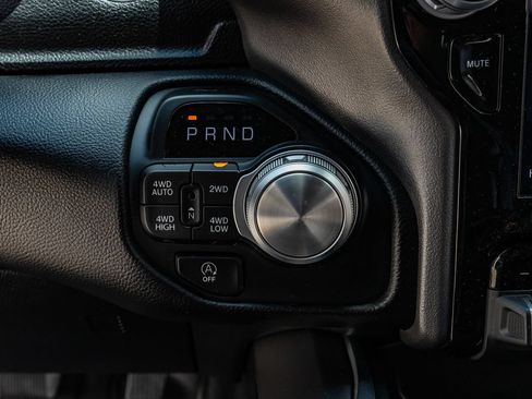 Used 2025 RAM 1500 Laramie w/ Sport Appearance Package AWD/4WD image 24