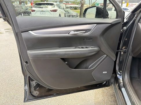 Used 2022 Cadillac XT6 Luxury FWD image 20