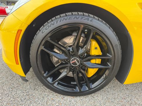 Used 2015 Chevrolet Corvette Stingray Coupe w/ 2LT Preferred Equipment Group RWD image 13