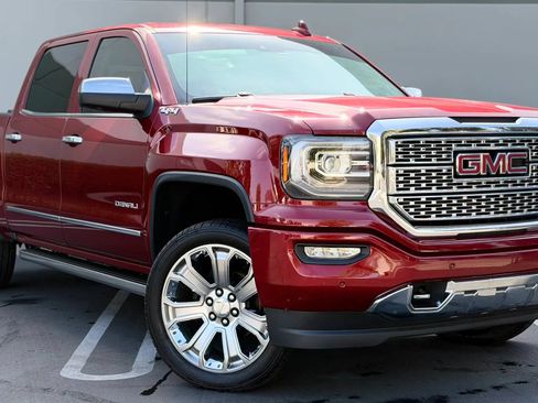Used 2018 GMC Sierra 1500 Denali w/ Denali Ultimate Package AWD/4WD image 1