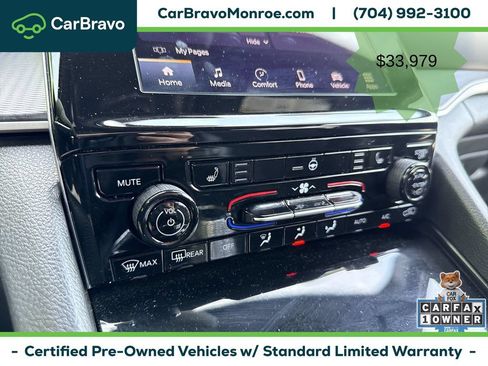 Used 2024 Jeep Grand Cherokee Altitude AWD/4WD image 19