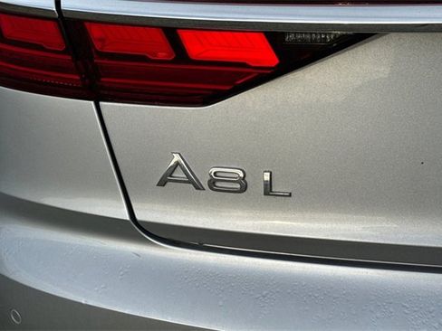 Used 2019 Audi A8 L 3.0T w/ Luxury Package image 7
