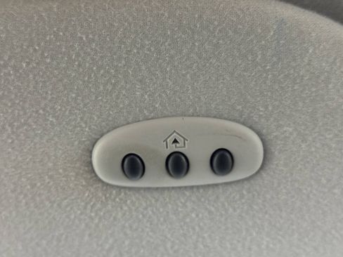 Used 2006 Lincoln Town Car Signature RWD image 33