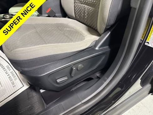 Used 2020 Ford Escape SE AWD/4WD image 14