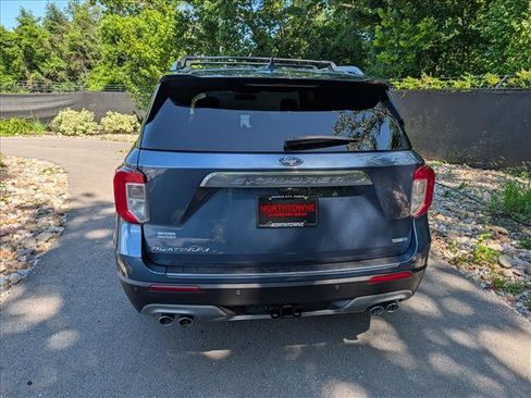 Used 2020 Ford Explorer Platinum w/ Premium Technology Package AWD/4WD image 4