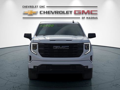 Used 2023 GMC Sierra 1500 Elevation w/ LPO, Elevation Black Package image 8