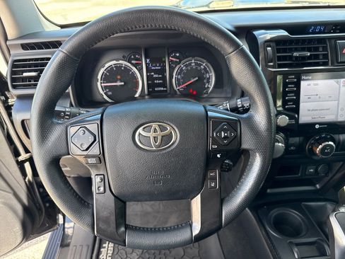 Used 2021 Toyota 4Runner TRD Off-Road Premium w/ Moonroof Package image 15