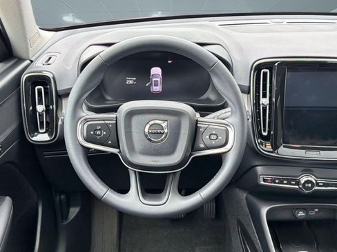 Certified 2024 Volvo XC40 B5 Plus w/ Protection Package Premier AWD/4WD image 24