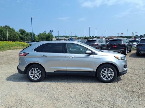 Certified 2023 Ford Edge SEL AWD/4WD image 7
