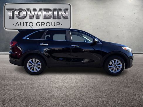 Certified 2019 Kia Sorento L image 3