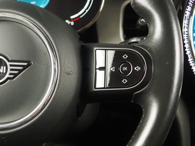 Used 2024 MINI Cooper 2-Door Hardtop FWD image 21