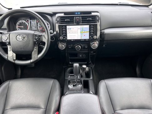 Used 2021 Toyota 4Runner Venture w/ Moonroof Package image 15