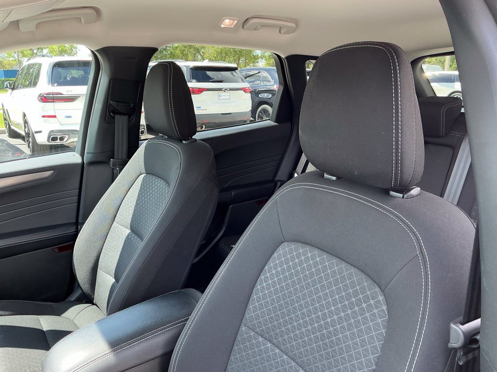Certified 2025 Ford Escape Active FWD image 26