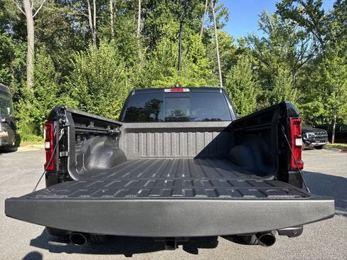 New 2026 RAM 1500 Big Horn AWD/4WD image 17