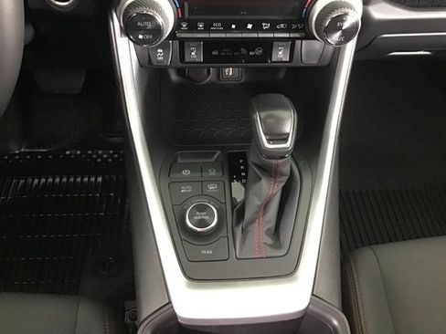 Used 2023 Toyota RAV4 SE w/ Weather & Moonroof Package image 12