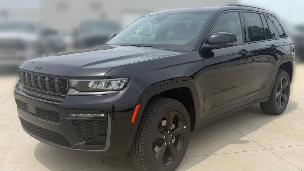 New 2026 Jeep Grand Cherokee Limited w/ Limited Altitude Package AWD/4WD 360° Tour