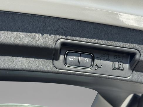 New 2026 Ford Explorer Active image 41