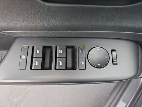 Used 2025 Hyundai Kona SEL image 26