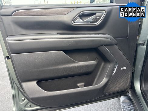 Used 2023 Chevrolet Suburban Z71 w/ Luxury Package image 15