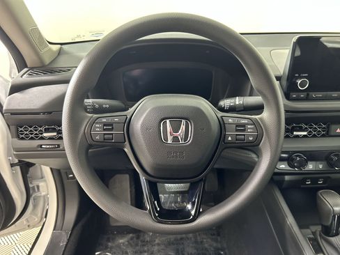 Certified 2023 Honda Accord EX image 44