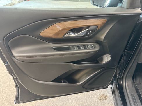 Used 2021 GMC Terrain SLE w/ Driver Convenience Package image 15