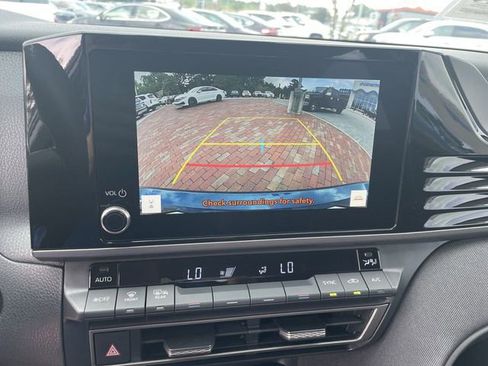 Used 2025 Toyota Camry LE FWD image 24
