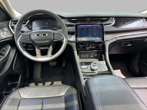 Used 2023 Jeep Grand Cherokee 4WD 4xe w/ Luxury Tech Group II image 10