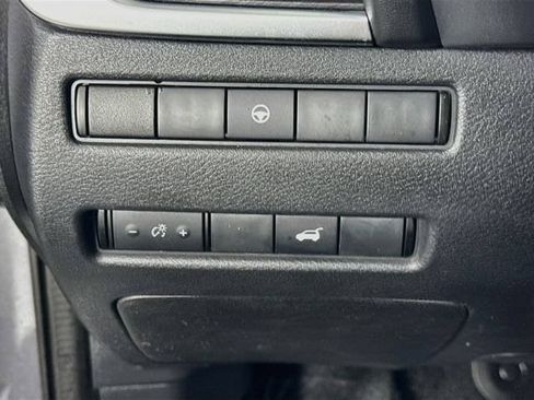 Used 2021 Nissan Rogue SL w/ Premium Package FWD image 10