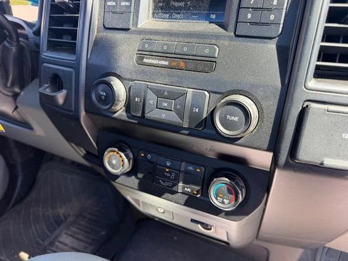 Used 2020 Ford F150 XL RWD image 11
