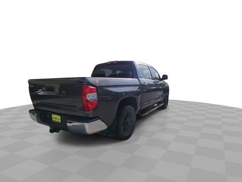 Used 2017 Toyota Tundra SR5 image 8