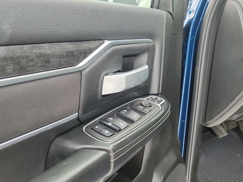 Used 2024 RAM 2500 Big Horn w/ Bed Utility Group image 7