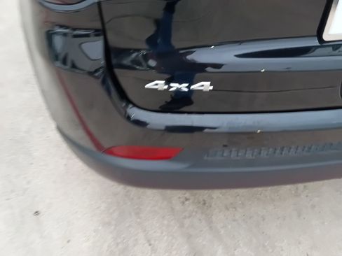 Used 2025 Jeep Compass Limited image 11