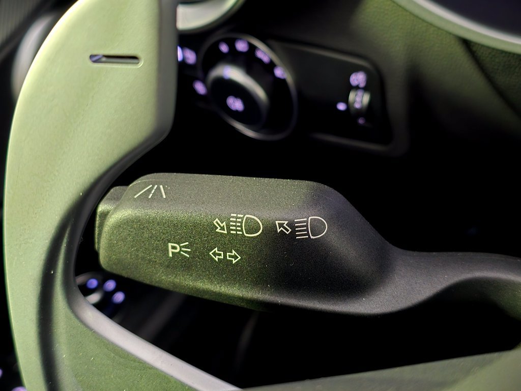 New 2025 Alfa Romeo Stelvio Sprint AWD/4WD image 18