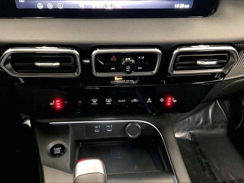 New 2026 Nissan Sentra SV w/ SV Convenience Package FWD image 24