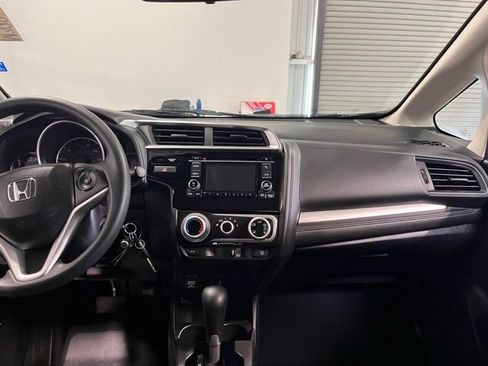 Used 2019 Honda Fit LX image 19