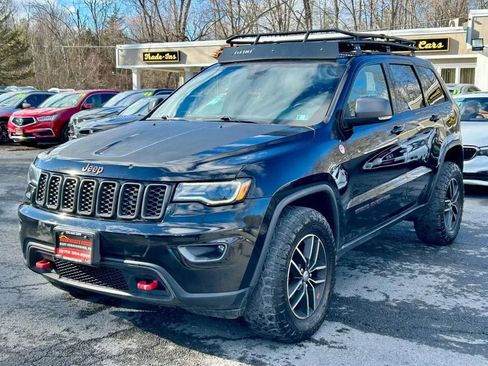 Used 2018 Jeep Grand Cherokee Trailhawk w/ Trailhawk Luxury Group image 4