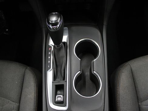 Used 2018 Chevrolet Equinox LT image 31