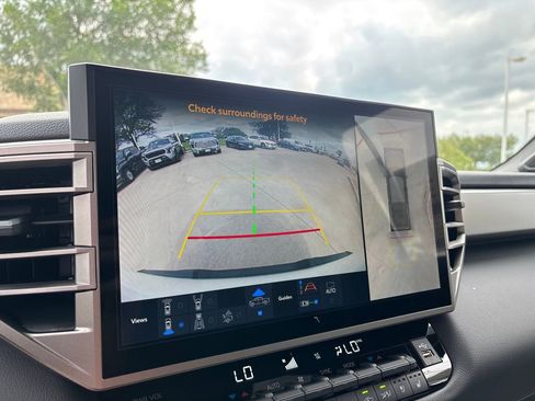 New 2026 Toyota Tundra Limited AWD/4WD image 21